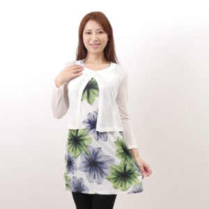 チュニックの重ね着で特別感たっぷりのコーデに！