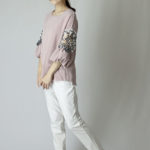 夏のチュニック（１）涼しげで体型カバーにも効果的