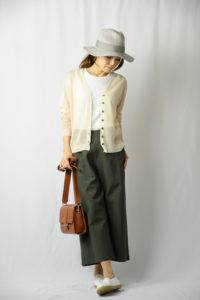 小物を使って見違える！　チュニックの着こなし術