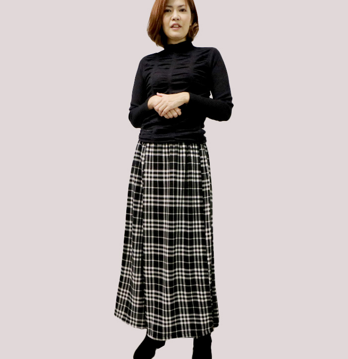 柔らかな伸縮素材 黒白チェック柄ロングキュロットパンツ Lanarion ラナリオン４０代からの大人の女性向けファッションブログ